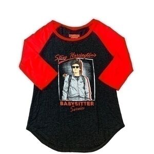 5/$25 Stranger Things Netflix Steve Harrington Babysitter Tee Shirt sz Medium